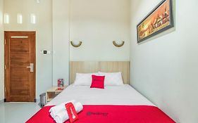 Reddoorz Near Jogja National Museum